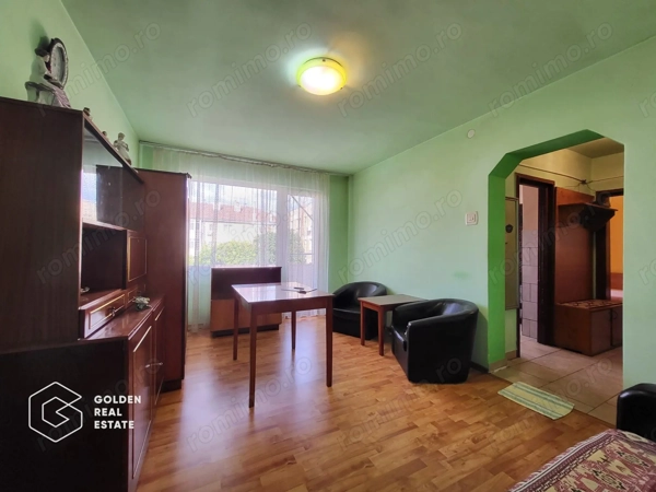 Apartament 3 camere, oras Lipova — fotografia 1