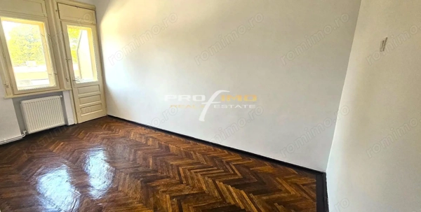 Ultracentral, Apartament - Birou de inchiriat 6 camere, su.144mp — fotografia 3