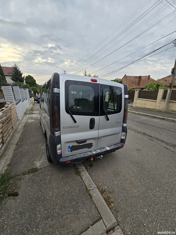 RENAULT Trafic 2005 — imagine 4