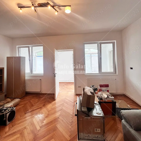 Apartament cu 2 camere | CENTRU, Zona: ASE | Etajul: 1 — fotografia 3