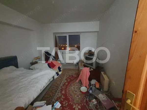 Apartament de vanzare 5 camere 121 mp utili zona Campului Fagaras — fotografia 3