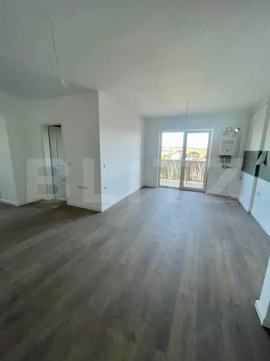 Apartament cu 3 camere – balcon mare, complex nou — fotografia 1