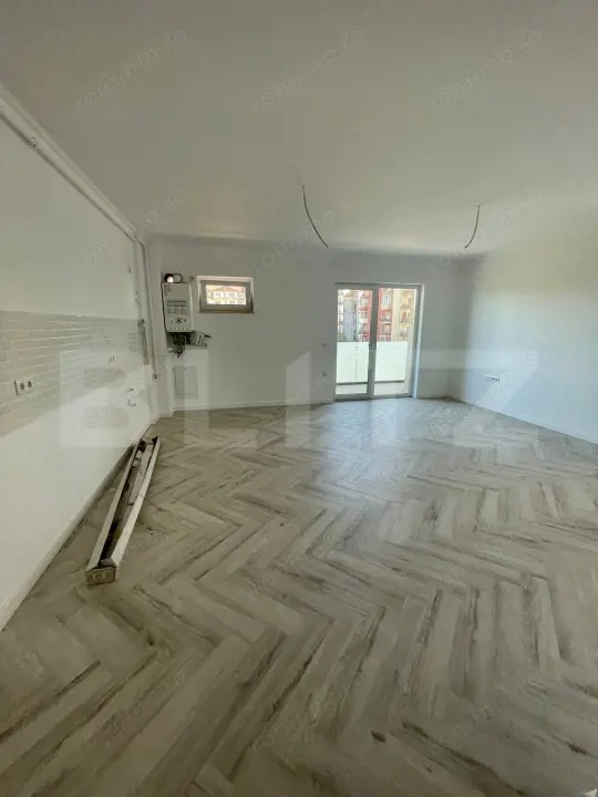 Apartament cu 2 camere – balcon mare, panoramă superbă, complex nou — fotografia 3