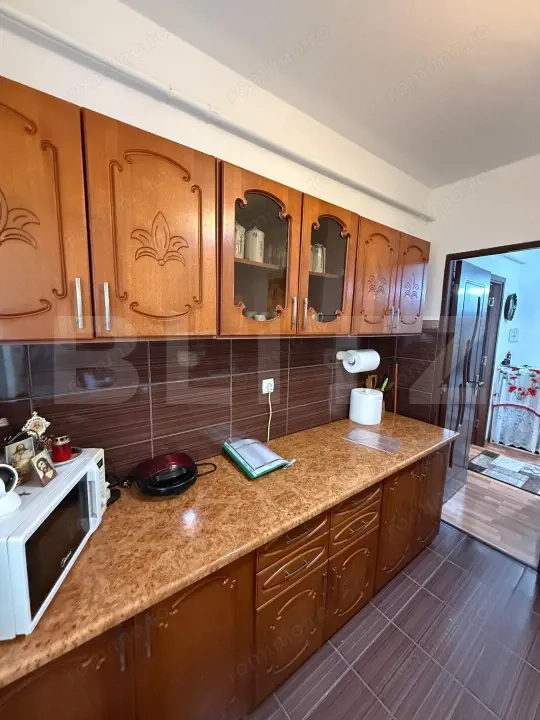 Apartament cu 2 camere, etajul 1 , 50 mp utili, Campina zona Autogara! — fotografia 3