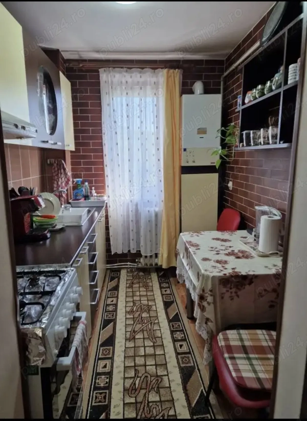 Vand apartament ,2 camere, Hunedoara — fotografia 3