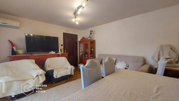 Apartament 3 camere, etaj 2, decomandat, zona Podgoria — fotografia 3