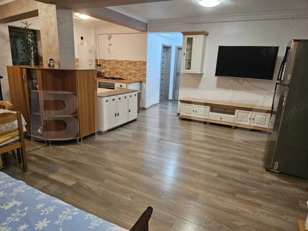 Apartament 3 camere spațios, cu pod amenajabil și parcare dublă — fotografia 2