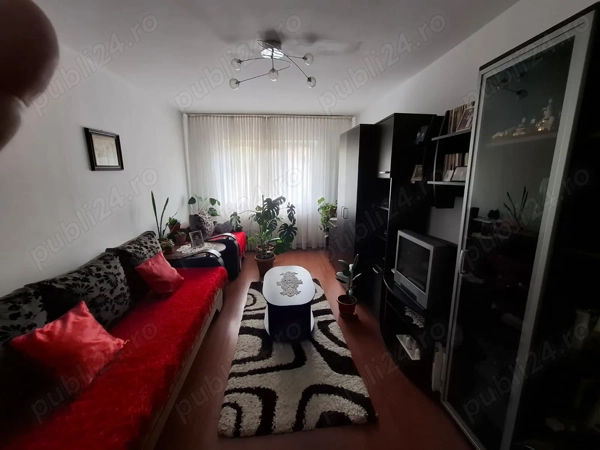 Apartament 2 camere decomandat Str Dacia — fotografia 1
