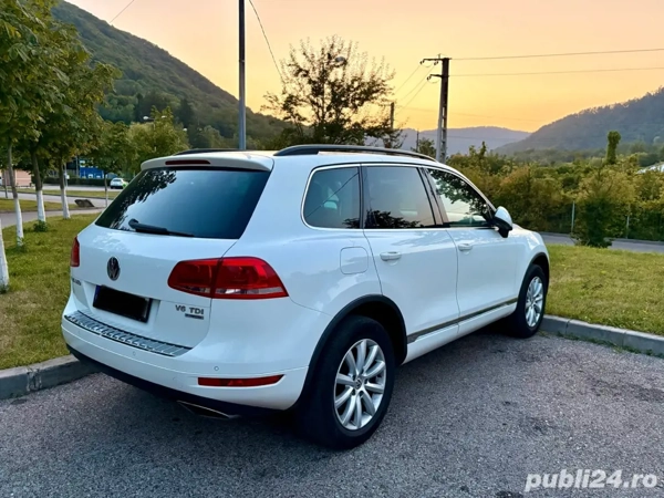 VOLKSWAGEN Touareg 2012 — imagine 3