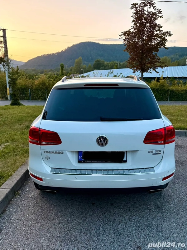 VOLKSWAGEN Touareg 2012 — imagine 2