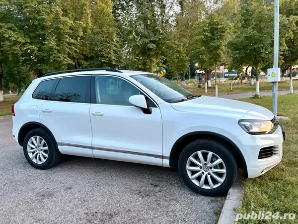 VOLKSWAGEN Touareg 2012 — imagine 4