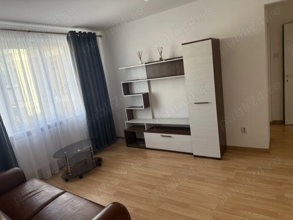 Apartament de inchiriat — fotografia 1