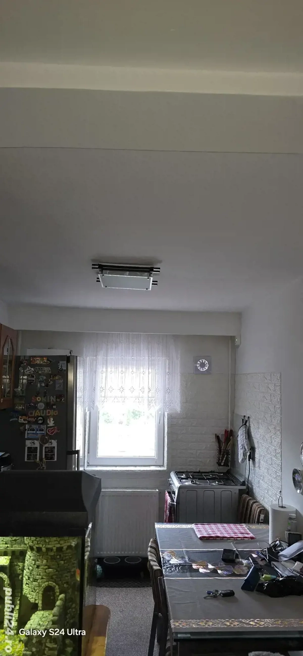 Vînd Apartament — fotografia 1