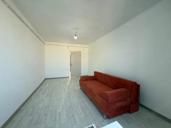Apartament 2 camere, etaj 5, 50 mp utili - zona Medicina — fotografia 1