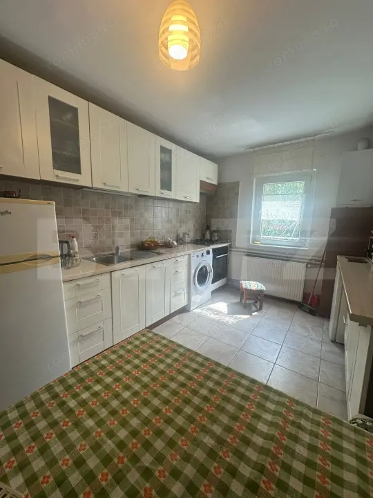 Ideal investiție! 4 camere decomandate, 2 băi, 2 balcoane Mănăștur — fotografia 1