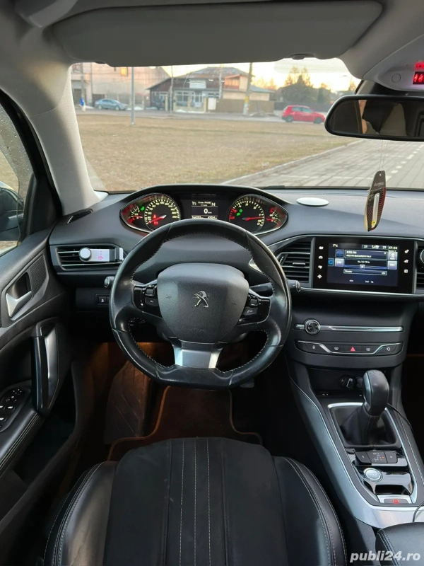 PEUGEOT 308 2015 — imagine 8