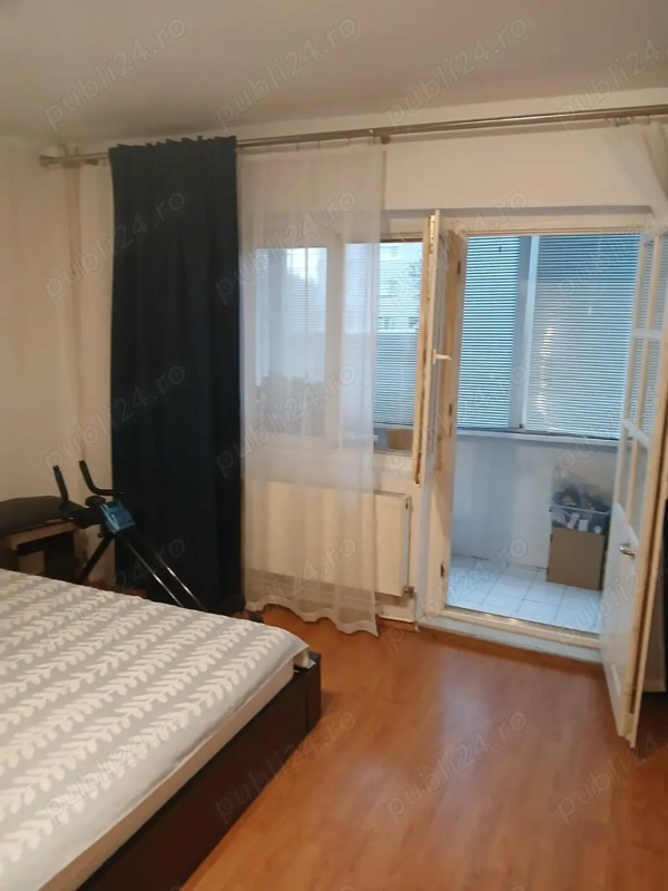 INCHIRIERE apartament o camera — fotografia 1