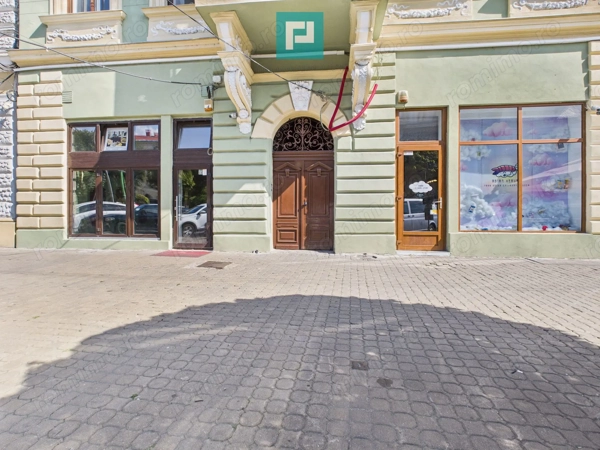 Apartament 4 camere, Bulevardul Revoluției — fotografia 1