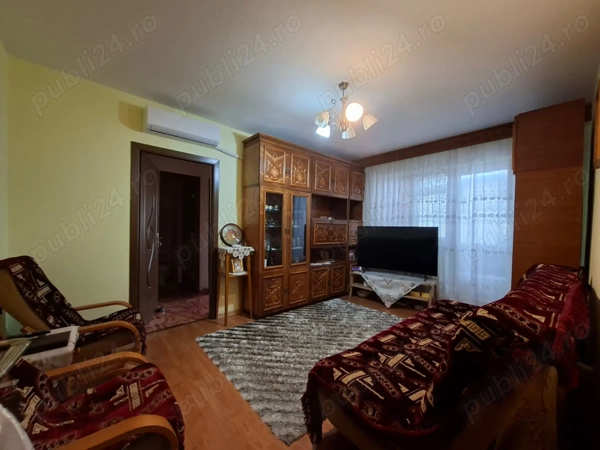 Zona Orizont - 3 camere-etaj 2-balcon-mobilat-centrala-beci-aer conditionat — fotografia 1