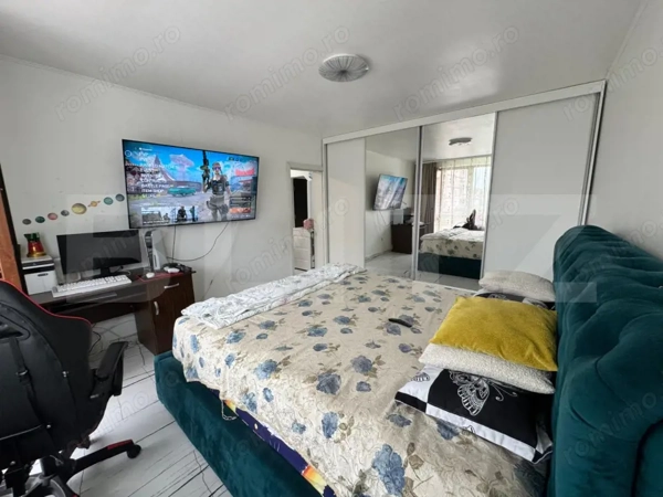 Apartament de vânzare, cu 2 camere, 57 mp, decomandat, zona Balcescu — fotografia 3