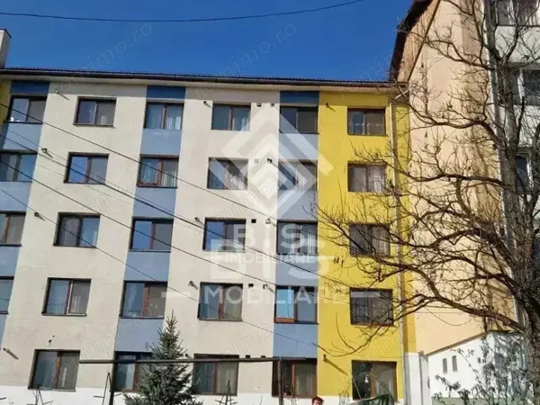 Apartament de vanzare - DECEBAL — fotografia 1