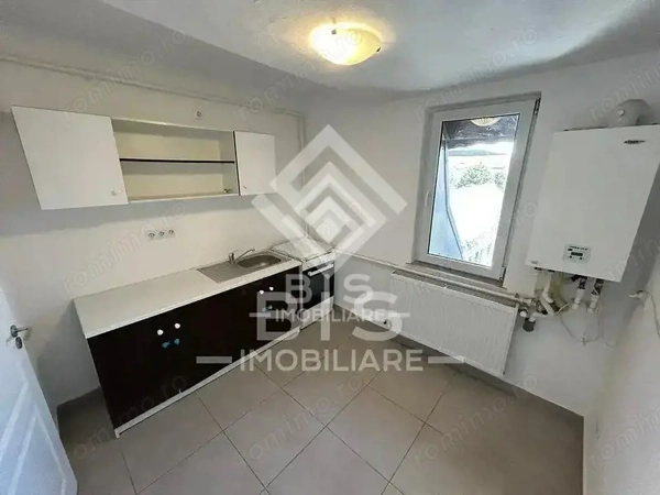 Apartament 3 camere - 70 MP - Strada Rodnei — fotografia 2
