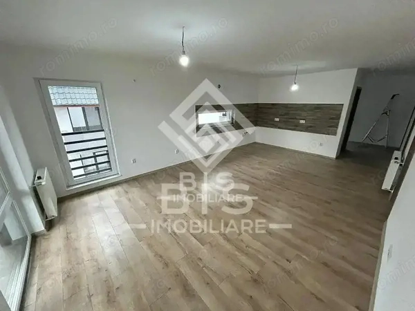 3 Apartamente 4 camere bloc nou — fotografia 1