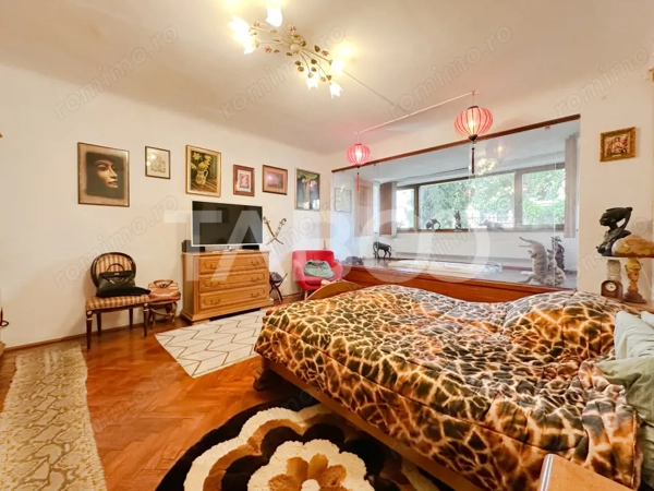Apartament de vanzare cu 3 camere la vila Andrei Muresanu — fotografia 1