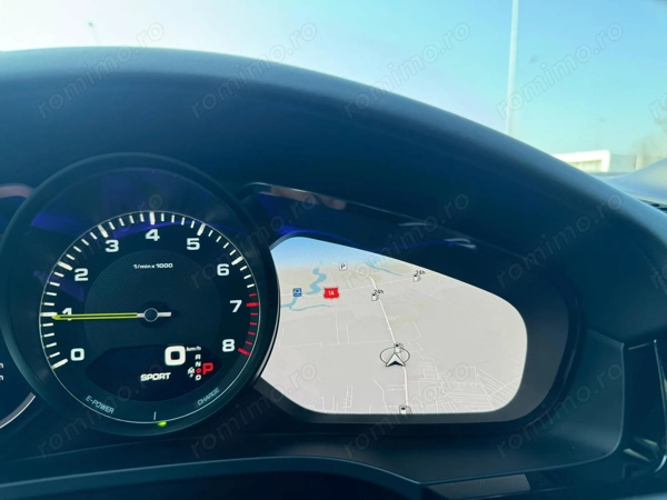 PORSCHE Cayenne 2021 — imagine 12