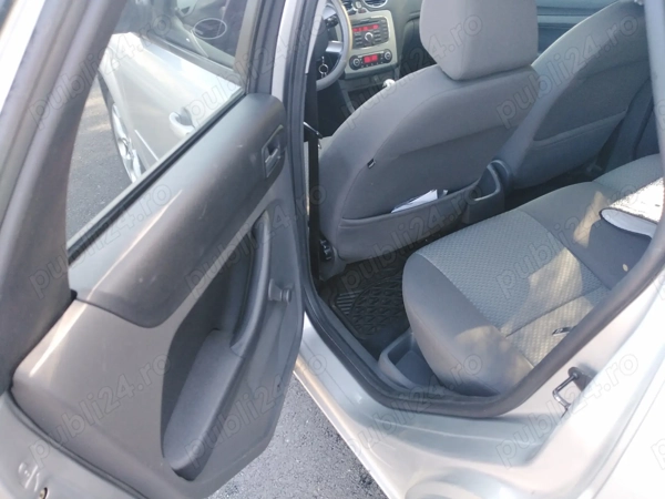 FORD Focus 2007 — imagine 5