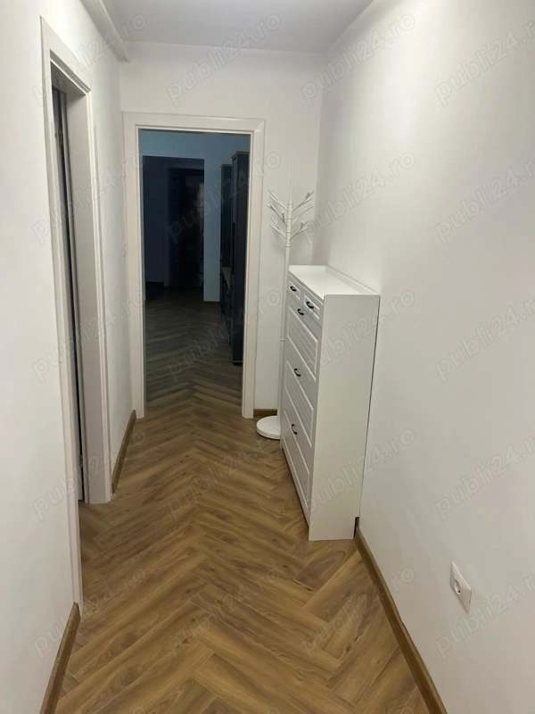 De Închiriat Apartament 3 camere Zona Cetate — fotografia 3