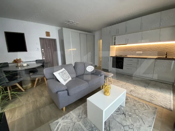 Apartament la cheie, 3 camere, 55 mp, 17 mp terasă, zona Metro — fotografia 1