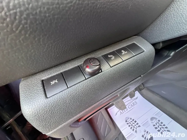 PEUGEOT 5008 2013 — imagine 8