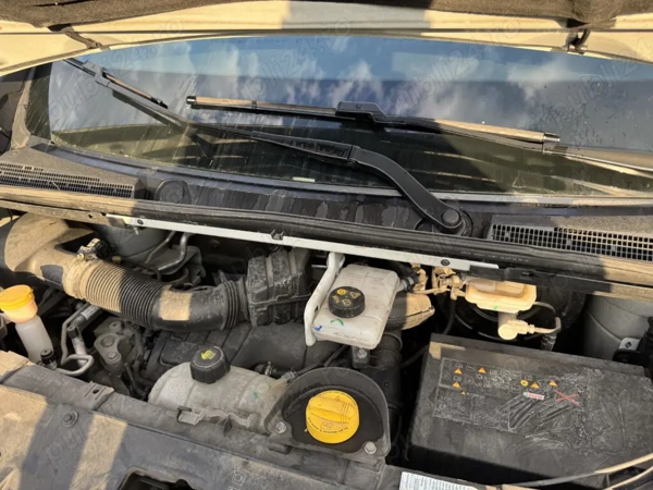 RENAULT Trafic 2020 — imagine 10