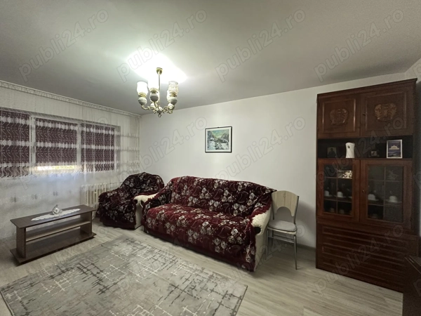 Agentia imobiliara VIGAFON vinde apartament 3 camere Bariera Bucuresti — fotografia 1