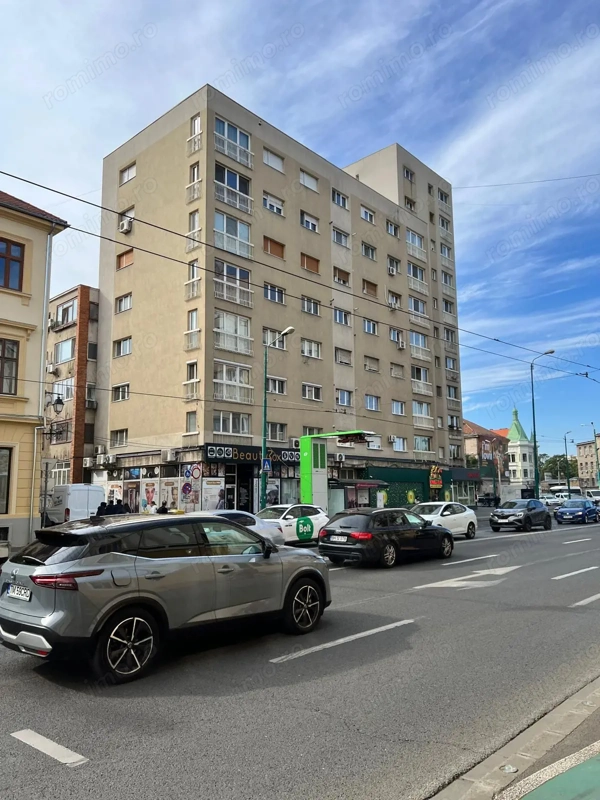 APARTAMENT CU 4 CAMERE IN ZONA PTA MARASTI /PTA UNIRII LA — fotografia 1