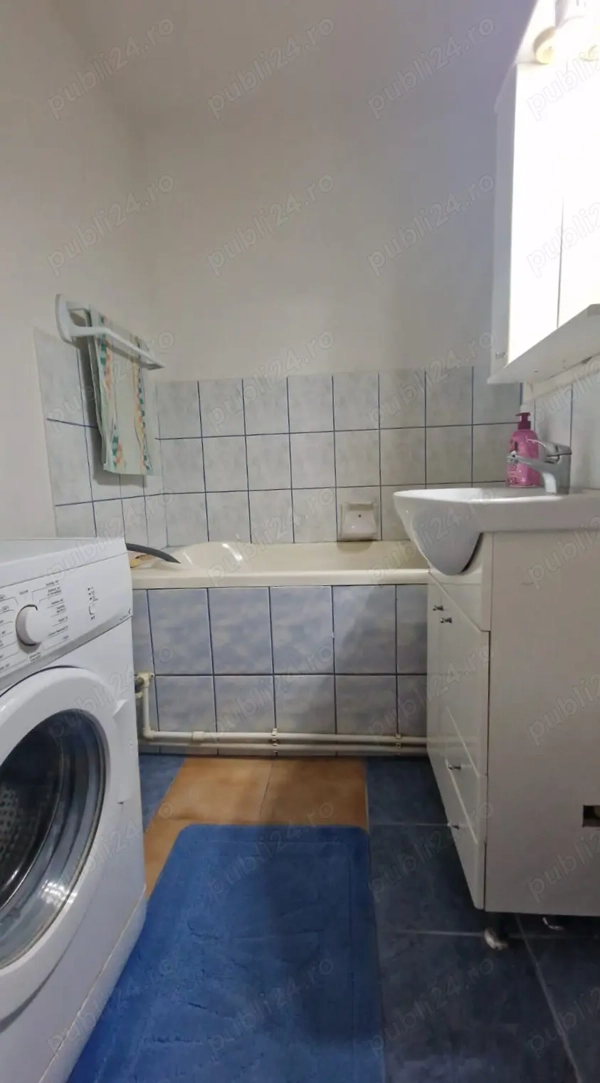 Apartament 2 camere, zona MB, etajul 2, decomandat, cu lift — fotografia 3
