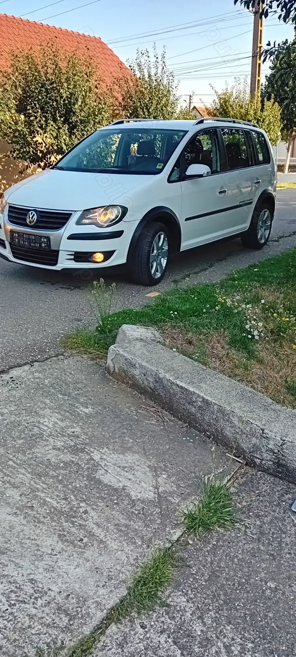 VOLKSWAGEN T-Cross 2009 — imagine 4
