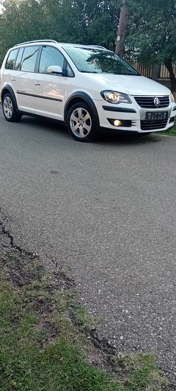 VOLKSWAGEN T-Cross 2009