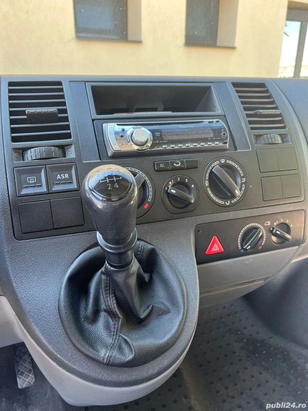 VW t5, 2006, 1.9diesel, AC, servisat complet