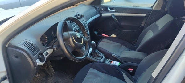 SKODA Octavia 2010 — imagine 5