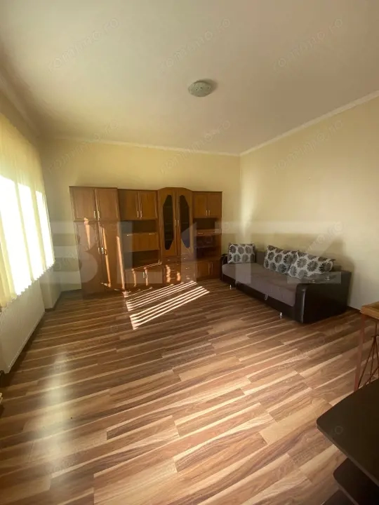 Apartament 3 camere cu curte, în centru Blaj — fotografia 3