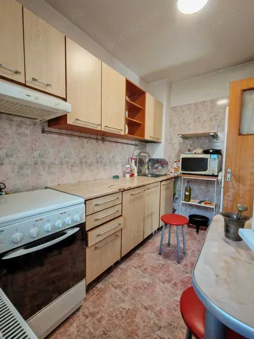 Vanzare 3 camere drumul taberei - 70 mp utili - 1 minut METROU CONSTANTIN BRANCUSI — fotografia 1