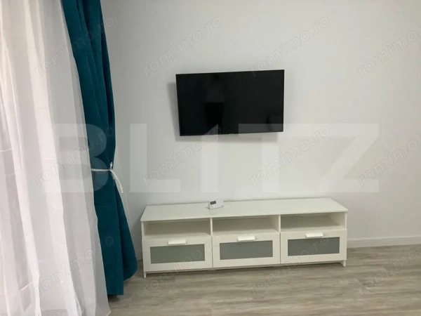Garsoniera, decomandata, 37 mp, zona Cornitoiu — fotografia 1