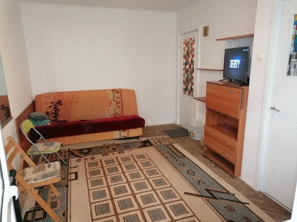 Garsonieră în Podu Roș — fotografia 3