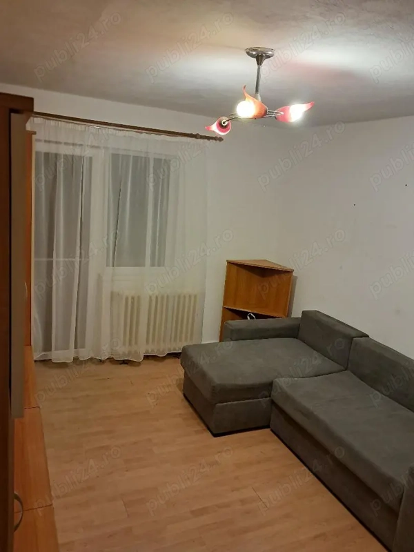 Apartament de vanzare — fotografia 1