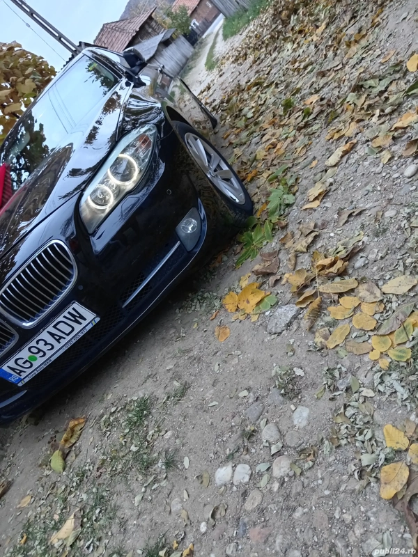 BMW 5 Series 2011 — imagine 4