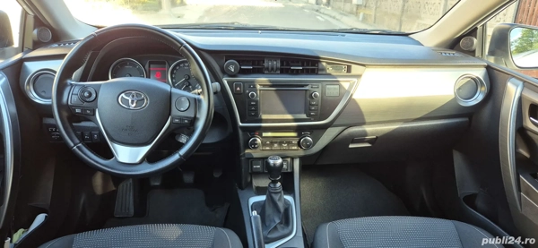 TOYOTA Auris 2013 — imagine 8