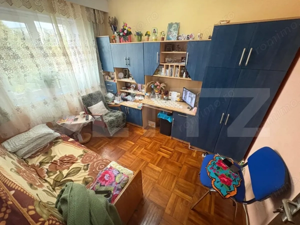 Apartament cu 3 camere, 50 mp, decomandat, zona Minerul — fotografia 3