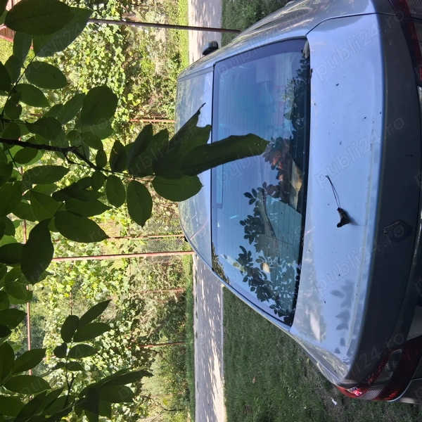 RENAULT Latitude 2011